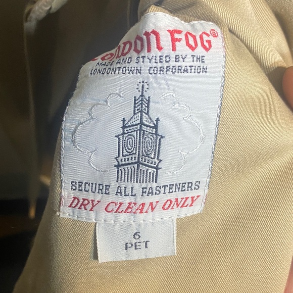 London Fog Classic Tan Trench Coat - Picture 7 of 7